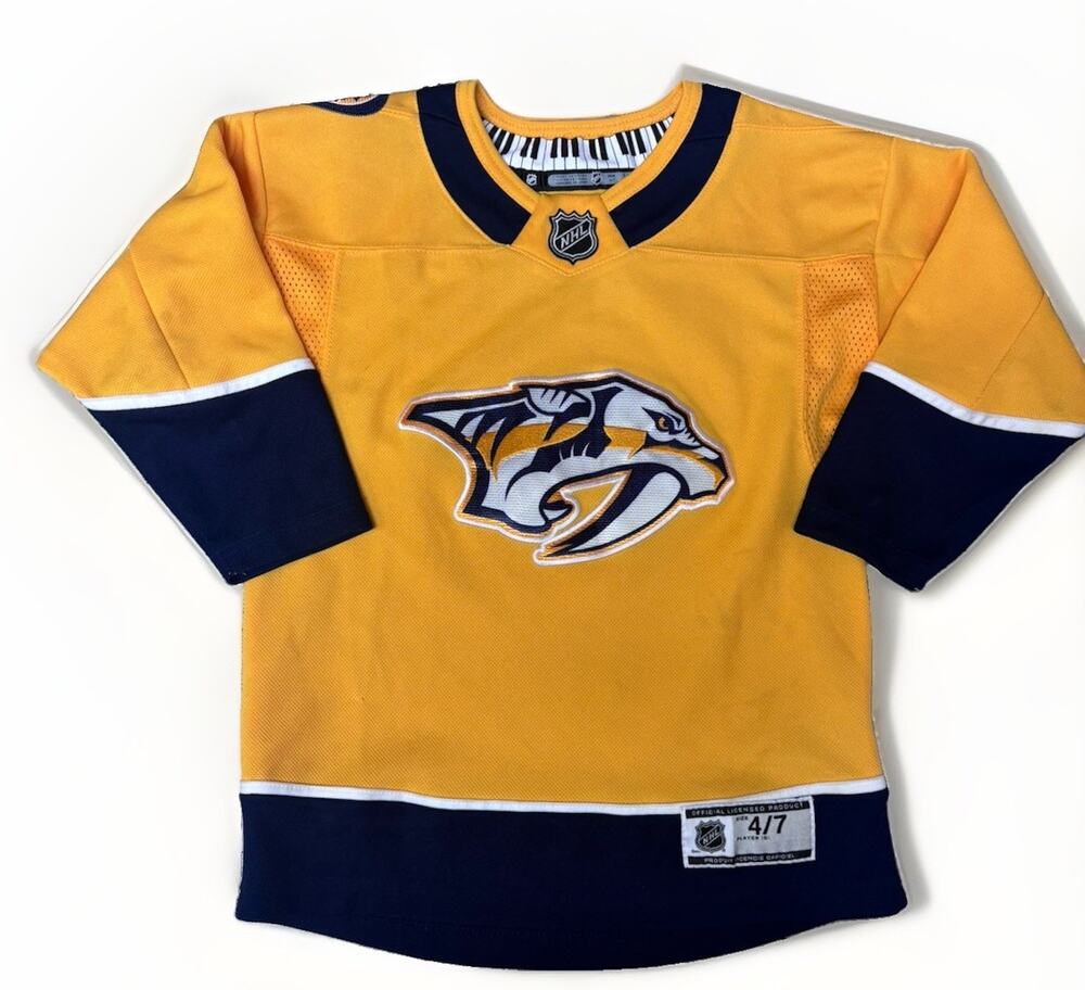 Adidas Nashville Predators NHL Youth 4/7 Gold Hockey Jersey Embroidered Small